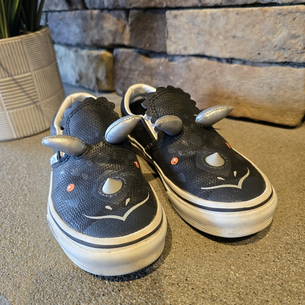 Youth Vans Slip-on Dinosaur/Rhino Loafers Size 1